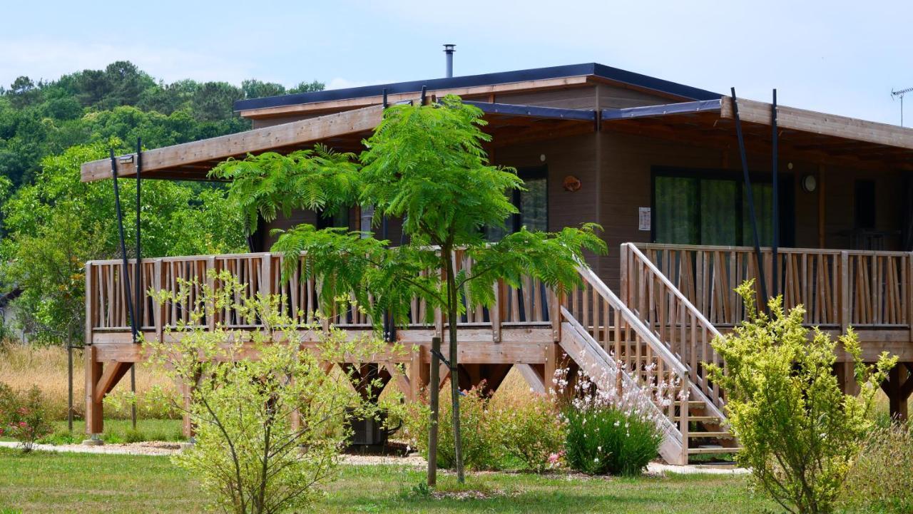 Les Chalets Du Moulin De Valade Condat-sur-Trincou 외부 사진